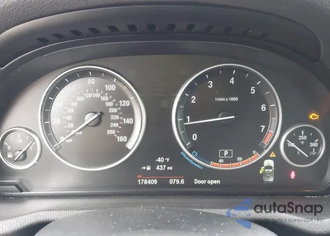 2017 BMW X3 xDrive28I z USA, uszkodzony, nr VIN 5UXWX9C39H0T22713